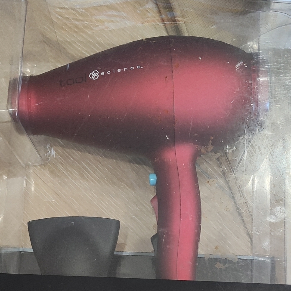 Compact Red Hair Dryer - Picture 3 of 3
